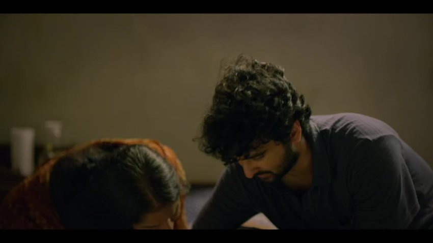 /2025-11-02 21-16/@Knmoviez_~Bhoothakaalam_(Malayalam)_(2022)_720p_Sonyliv_WEB.mkv